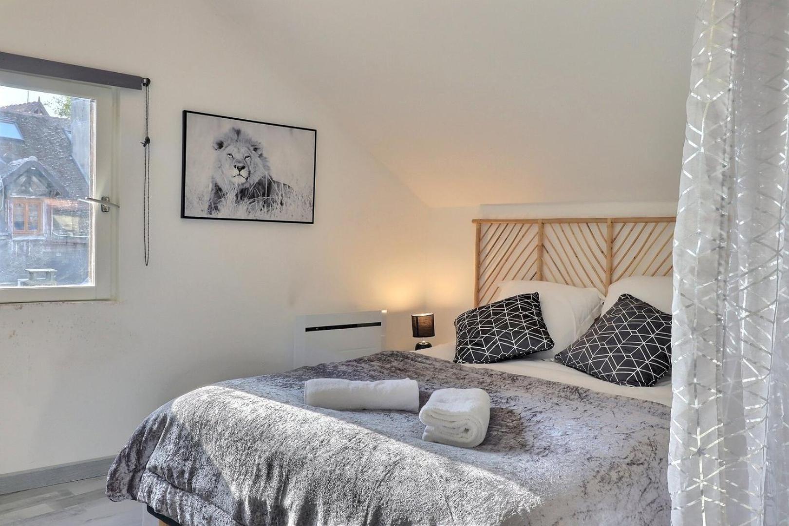 טרואה Downtown Apartment - Quiet And Cozy - Mon Groom מראה חיצוני תמונה
